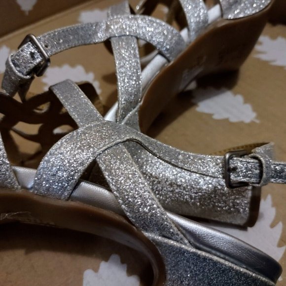 Naturalizer Cameron Sandal Sling Heels Strappy Silver Platform 8.5 ~ Hardly worn - Picture 6 of 11